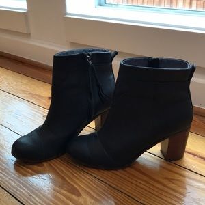 Toms Black Ankle Boots Booties